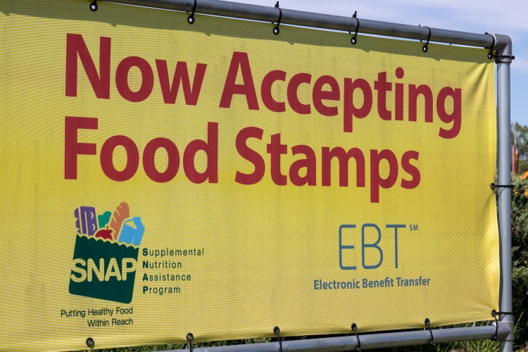 can you use food stamps on vacation